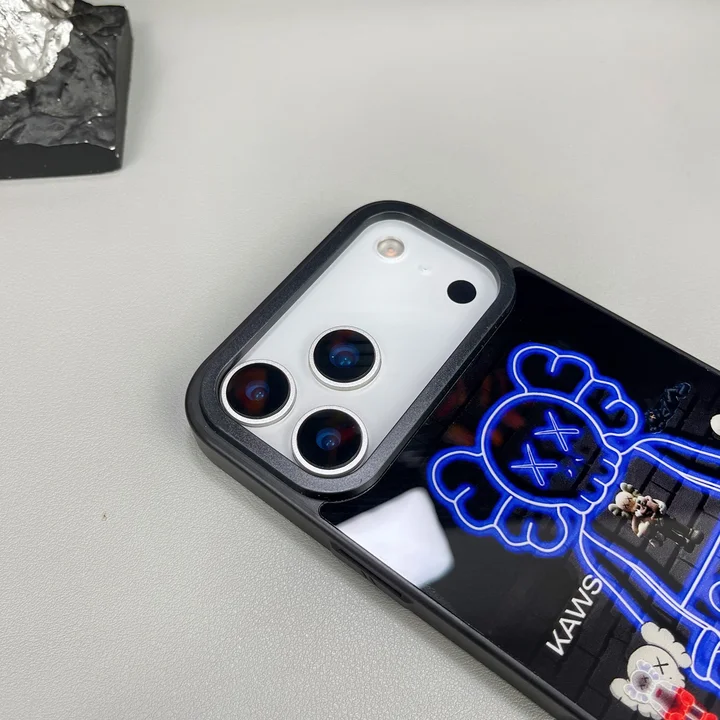 カウズ ベアブリック iphone17ケース