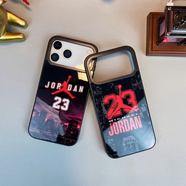 ジョーダンiphone17スマホケース