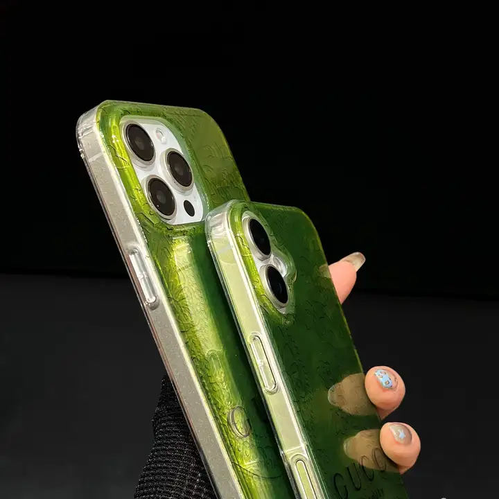 iphone17 グッチ スマホケース