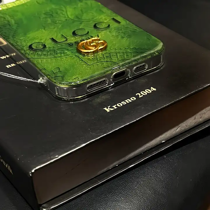 gucci iphone17promaxケース 落下防止