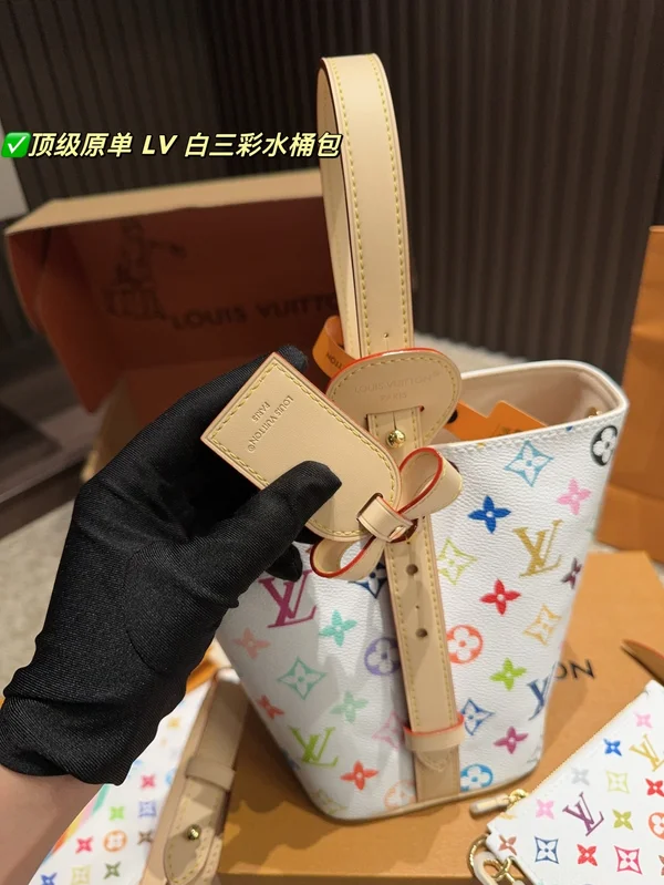 ルイヴィトン M13089 コピー