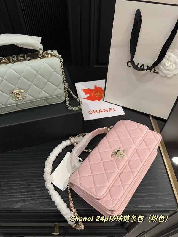 シャネル チェーンバッグ ピンク