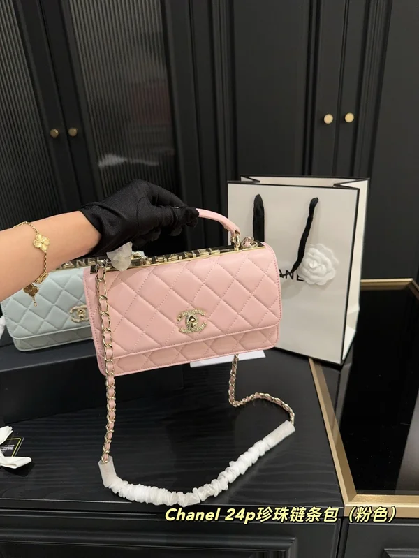 24P シャネル ショルダーバッグ