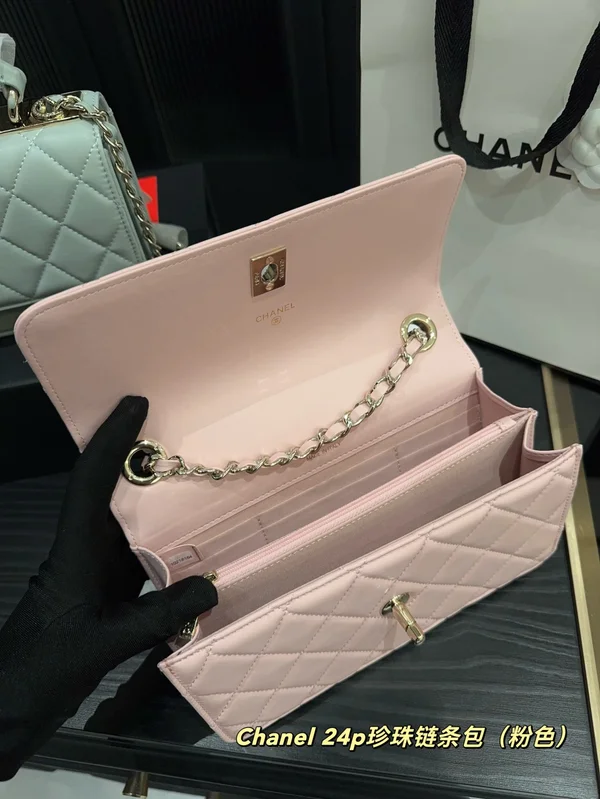 24P シャネル ショルダーバッグ