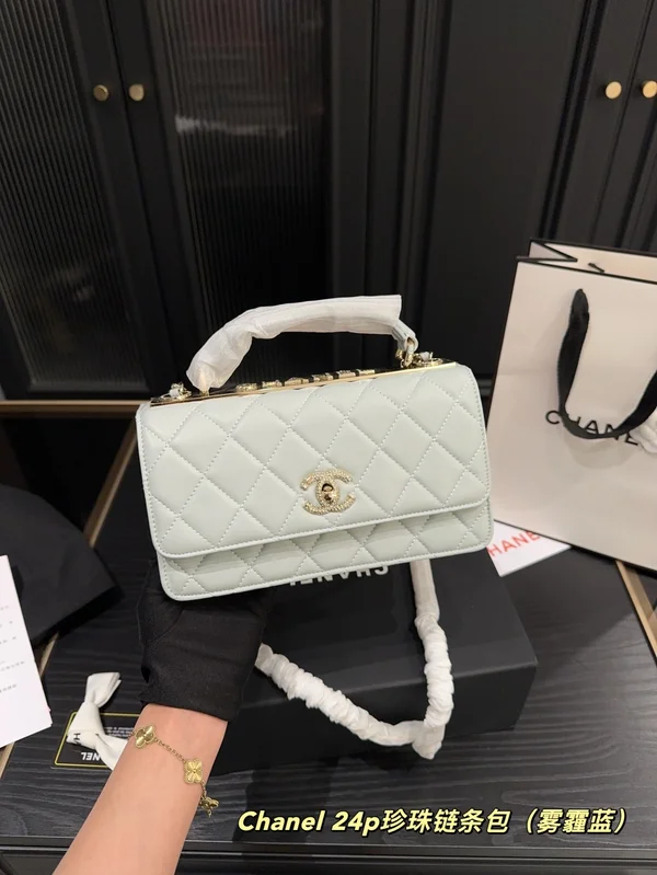 シャネル ショルダーバッグ 24P