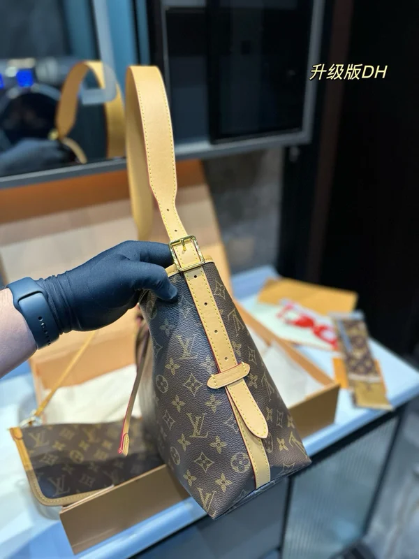 ルイヴィトン キャリーオール NM PM