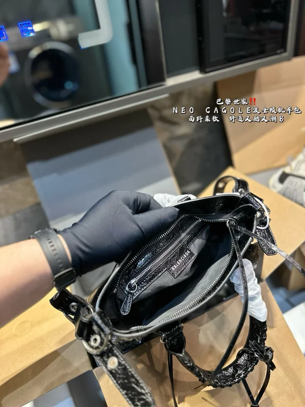 BALENCIAGA 2WAY ショルダーバッグ