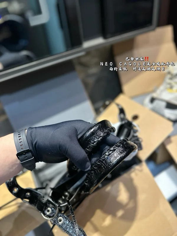 バレンシアガ バッグ レディース