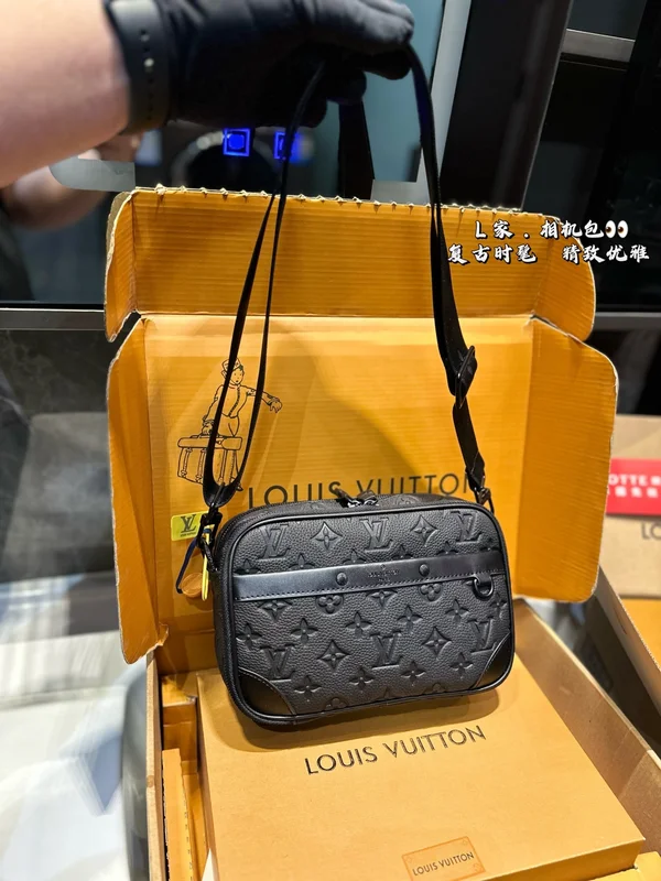 ルイヴィトン NV ショルダーバッグ