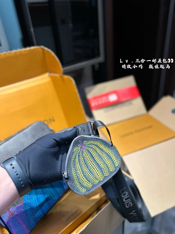 ルイヴィトン トリオ メッセンジャー