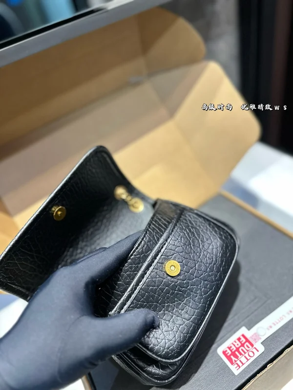 SAINT LAURENTミニ ショルダーバッグ