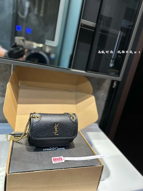 イヴサンローラン バッグ 黒 ブラック