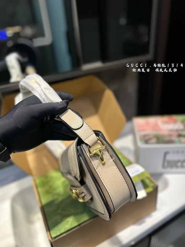 グッチ GGスプリームキャンバス ホースビット