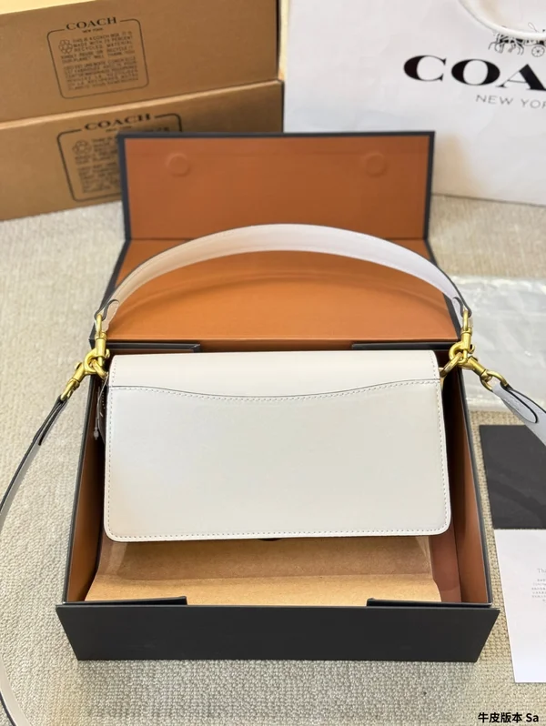 COACH CH857 Tabby 26