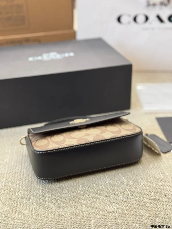 コーチ ミニ ジョージー