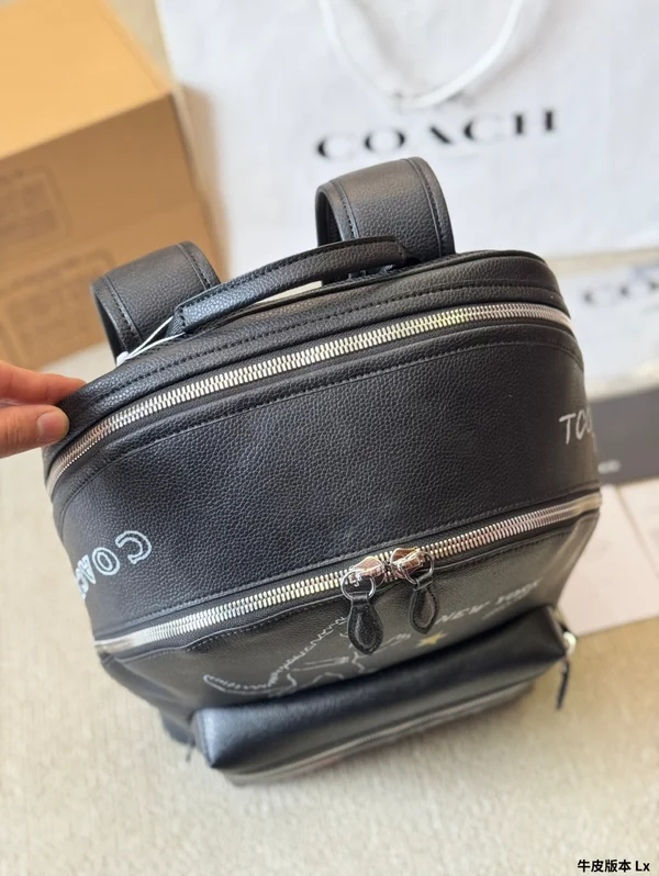 コーチ スケッチプリント入りチャーター