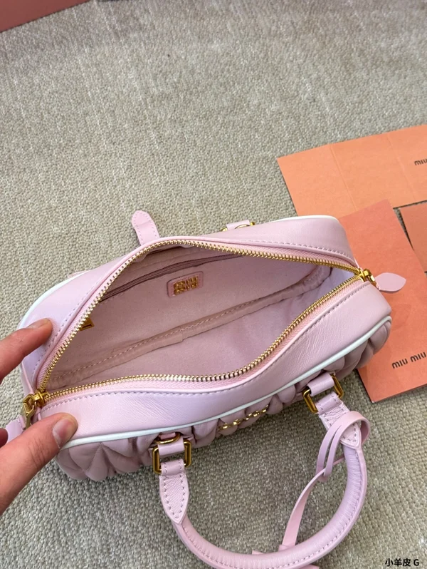 ミュウミュウ アルカディ マテラッセ スエード