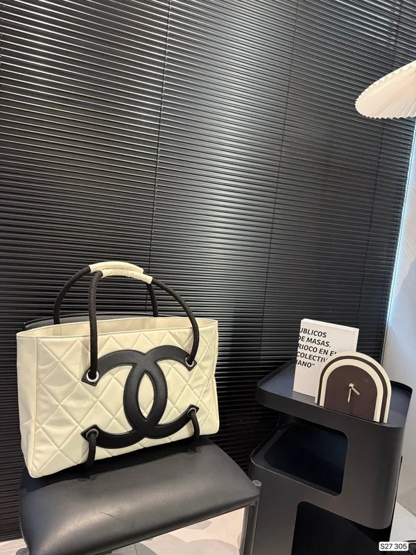 シャネルトートバッグ ラージトート