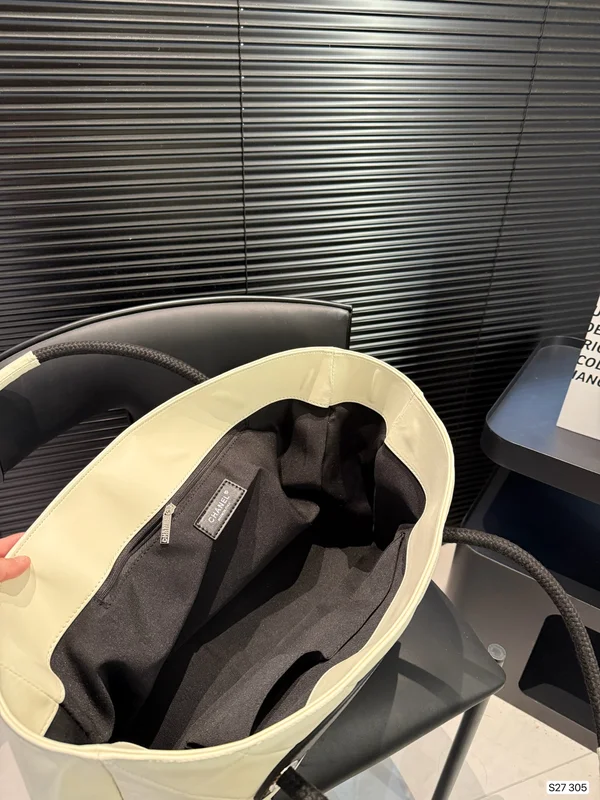 シャネル トートバッグ スーパーコピー