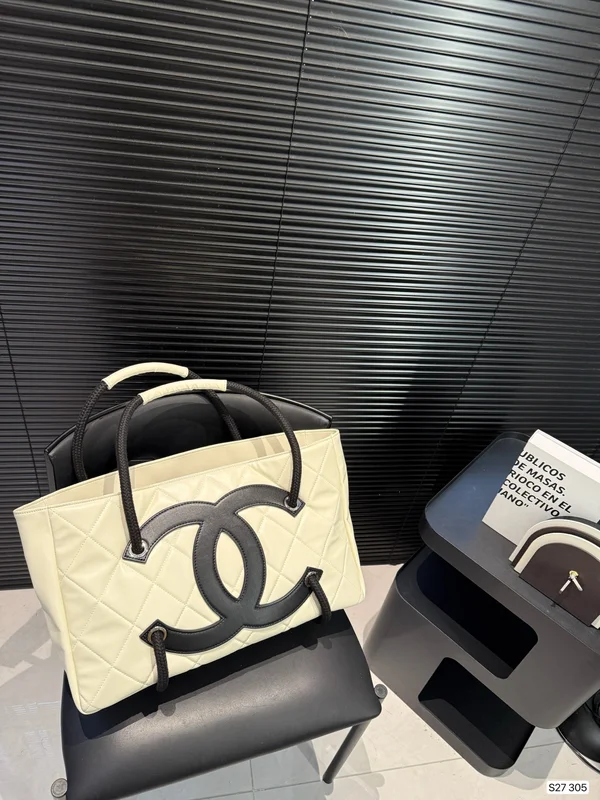 シャネル バッグ