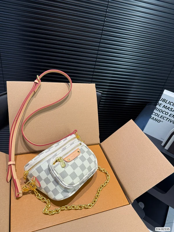 ルイヴィトン ボディバッグ