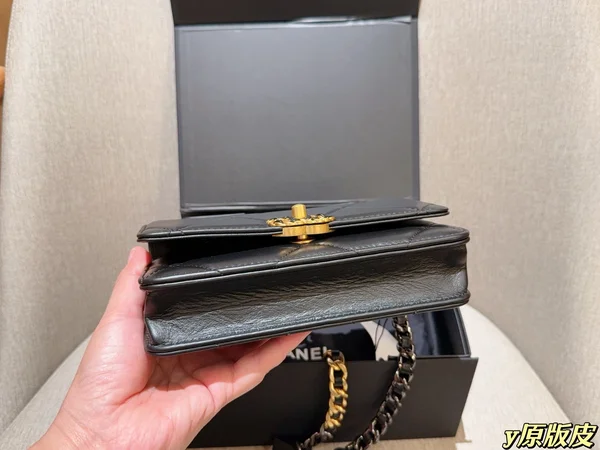 chanel チェーンウォレット ブラック