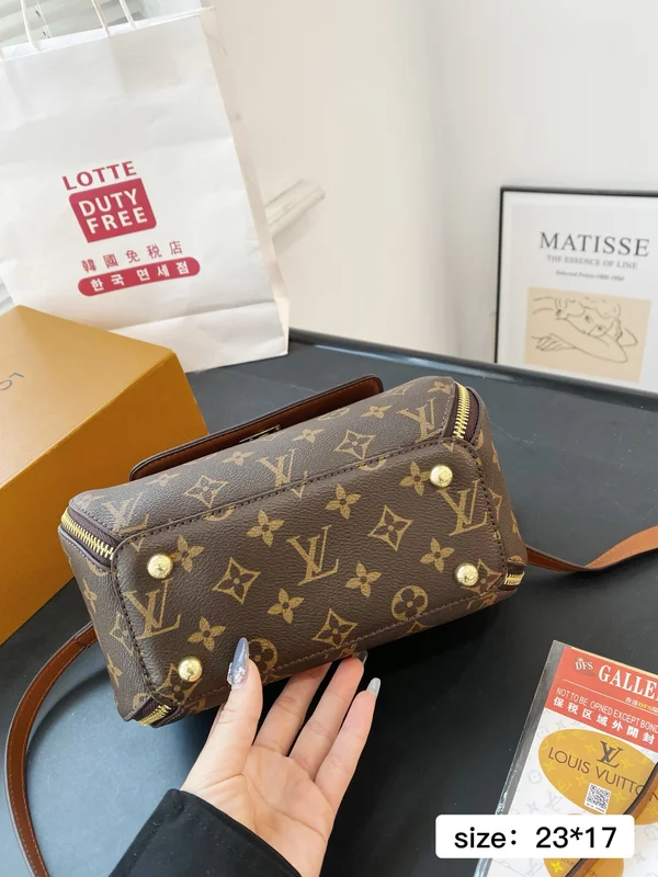 ルイヴィトン バッグ コピー