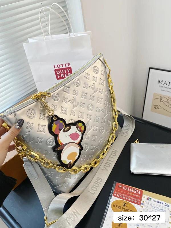 ルイヴィトン クッサン PM モノグラム ショルダーバッグ 偽物 2色 M21353