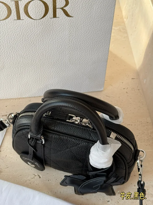 DIOR ナノバッグ 2025