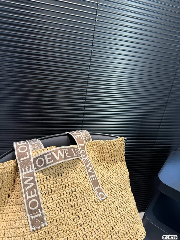 ロエベ バッグ スーパーコピー