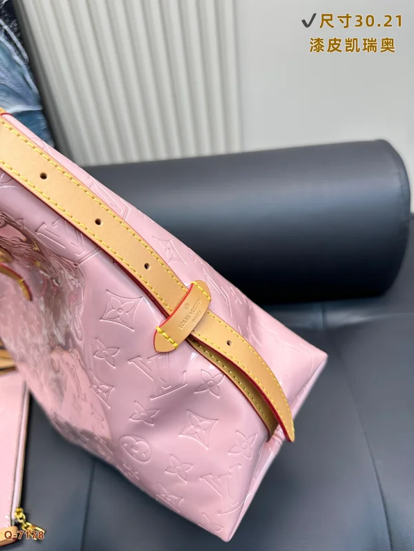 ルイヴィトン バッグ スーパーコピー