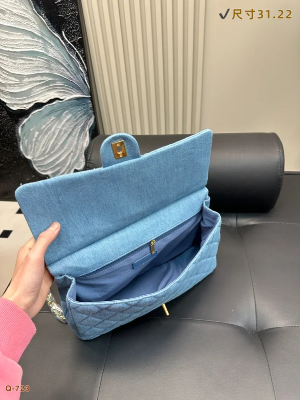 シャネル チェーンバッグ デニム