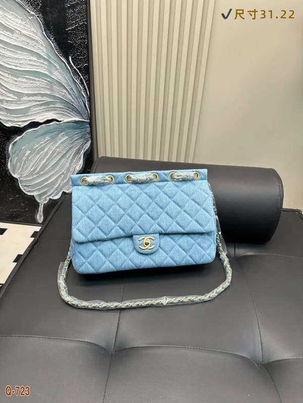 シャネル ショルダーバッグ ブルー