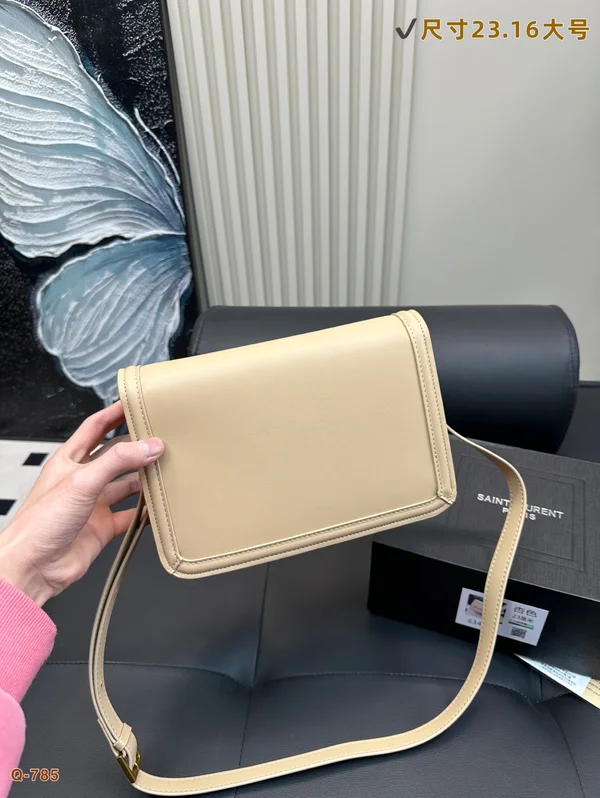 サンローランリーノショルダーバッグ