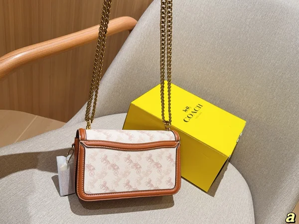 コーチ シグネチャー レザー クロスボディー