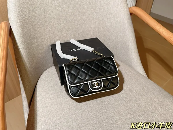 シャネル ミニバッグ