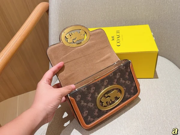 コーチ バッグ レディース