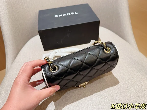 シャネル チェーンショルダーバッグ