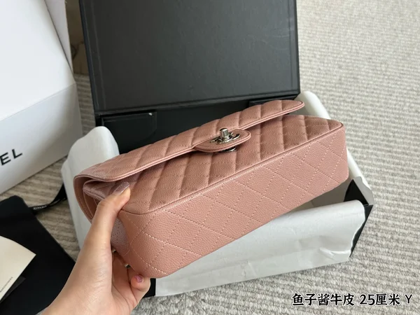 CHANEL 斜め掛けバッグ 女子 可愛い