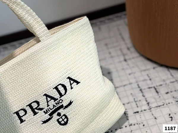 PRADA ハンドバッグ 春夏 新品