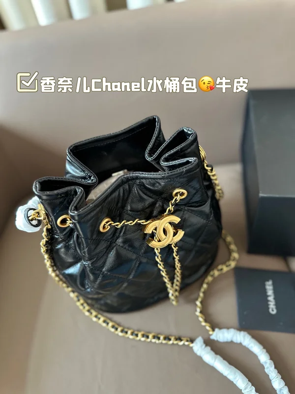 シャネル 巾着バッグ キャビアスキン