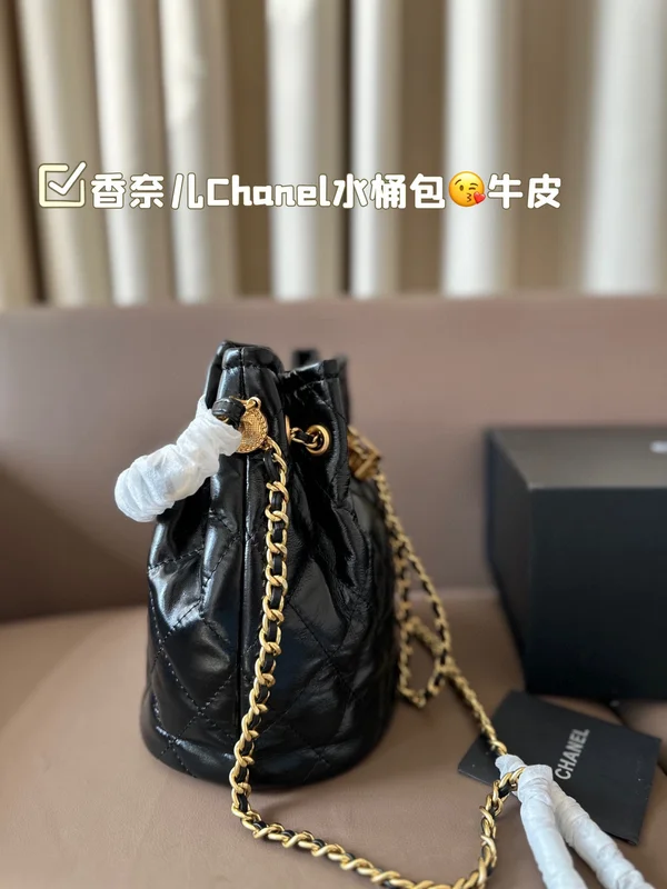 シャネル 巾着バッグ キャビアスキン