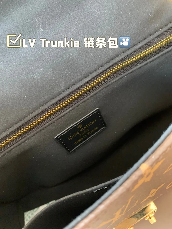 ルイヴィトン バッグ コピー