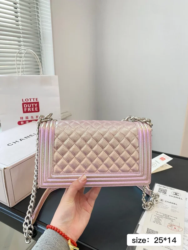 CHANEL ショルダーバッグ ピンク