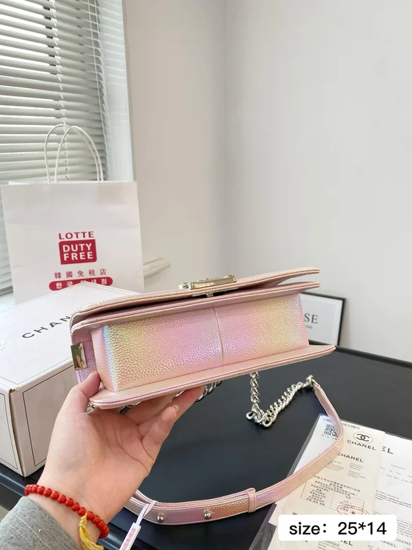 ボーイシャネル チェーンバッグ