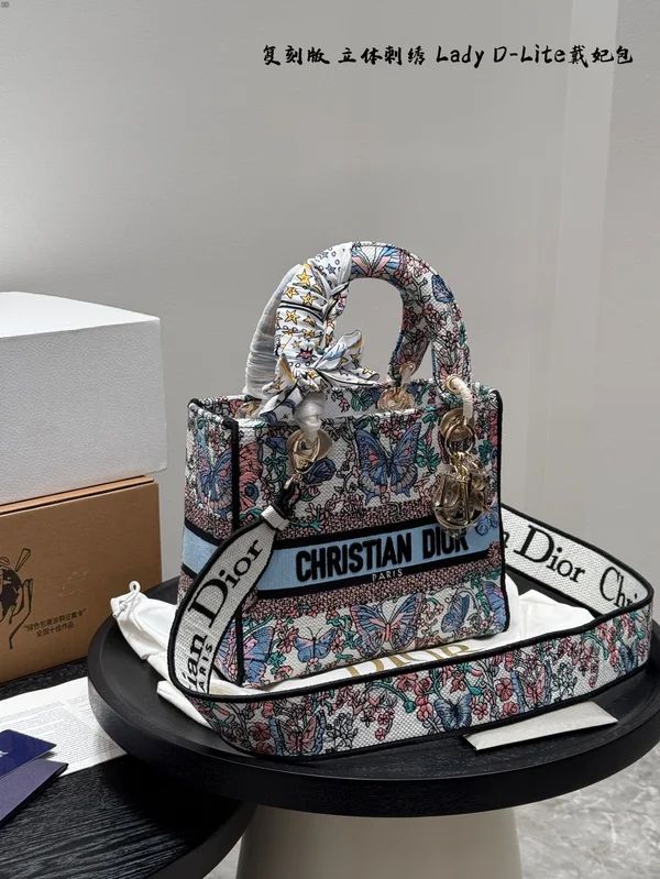 ディオール D-ライト ショルダーバッグ