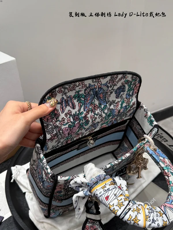 DIORトートバッグ  ジャカード 刺繍