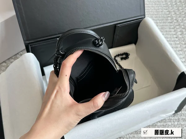 シャネル マトラッセ ミニ バックパック