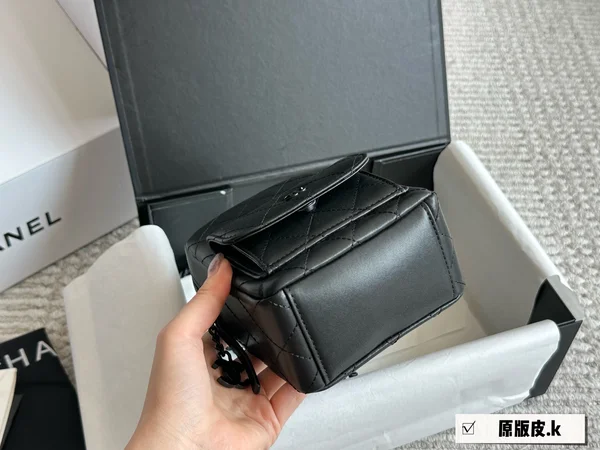 シャネル ミニ バックパック