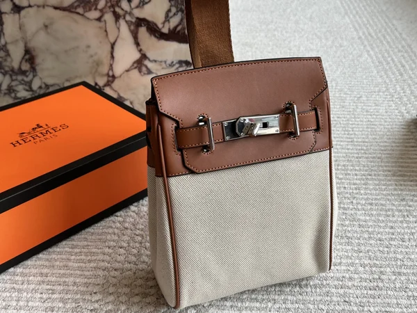 エルメス ボディバッグ